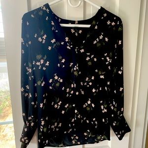 Ann Taylor blouse. Size small.